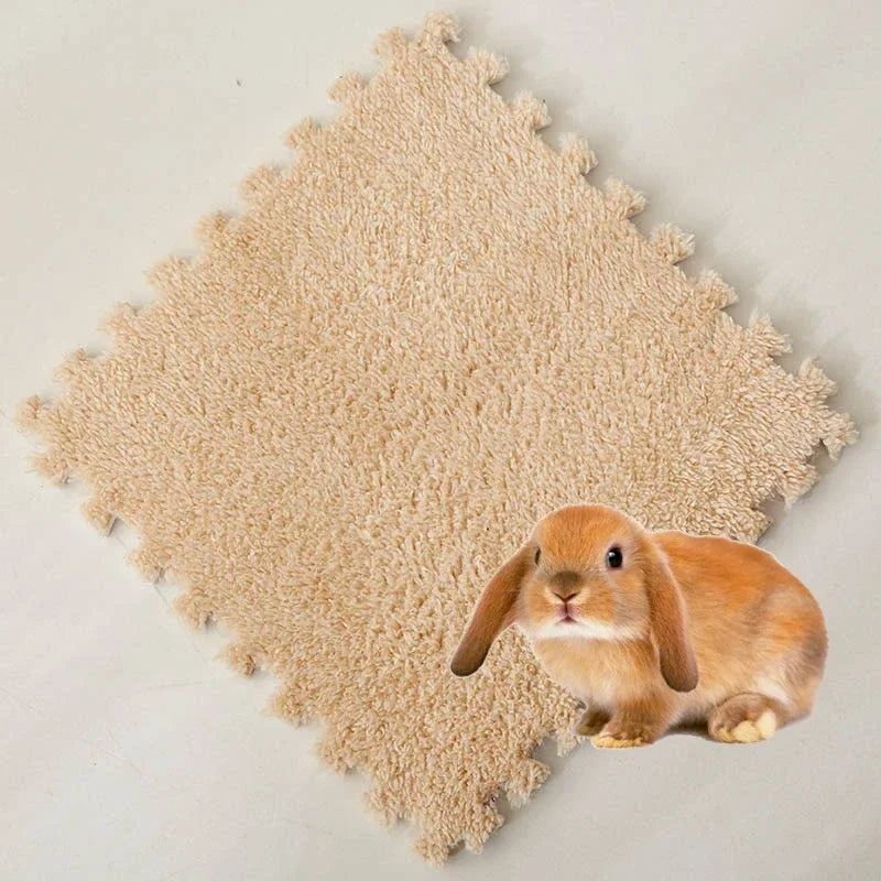 Absorbent Waterproof Anti Slip Cage Liners for Rabbits and Guinea Pigs