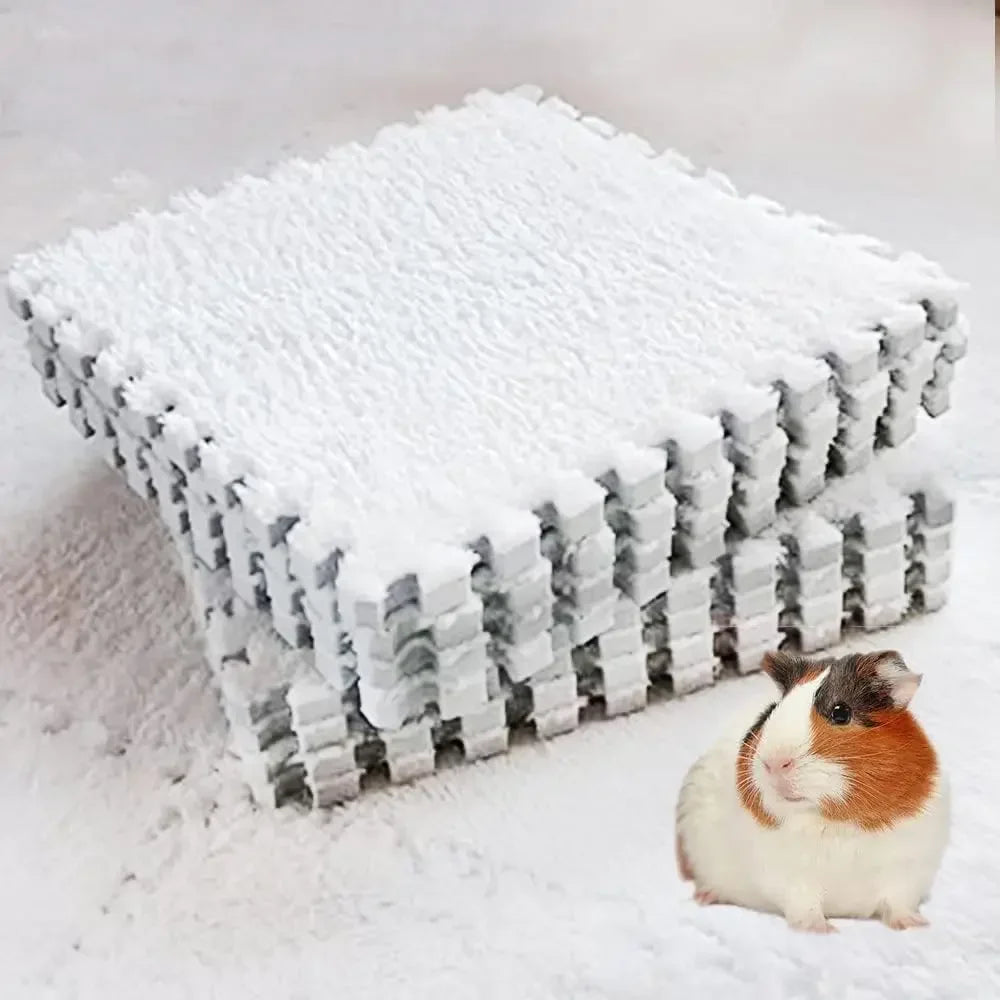 Absorbent Waterproof Anti Slip Cage Liners for Rabbits and Guinea Pigs