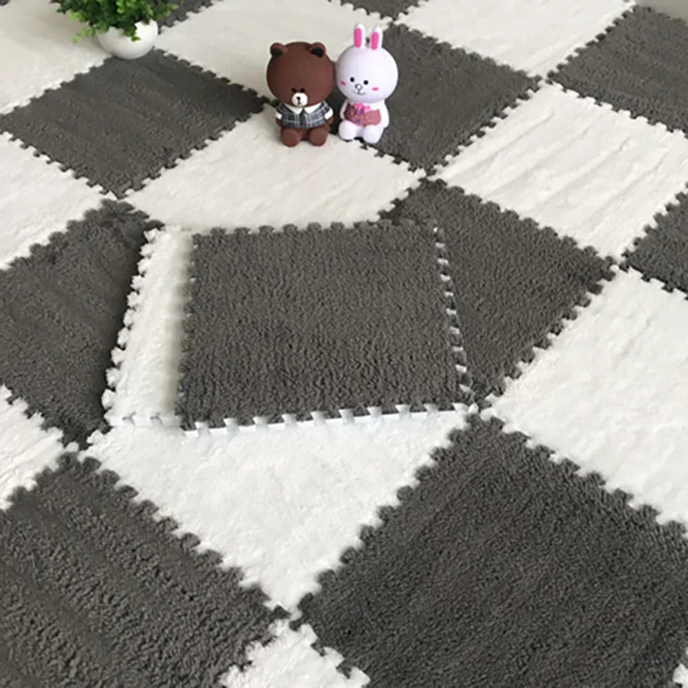 Absorbent Waterproof Anti Slip Cage Liners for Rabbits and Guinea Pigs
