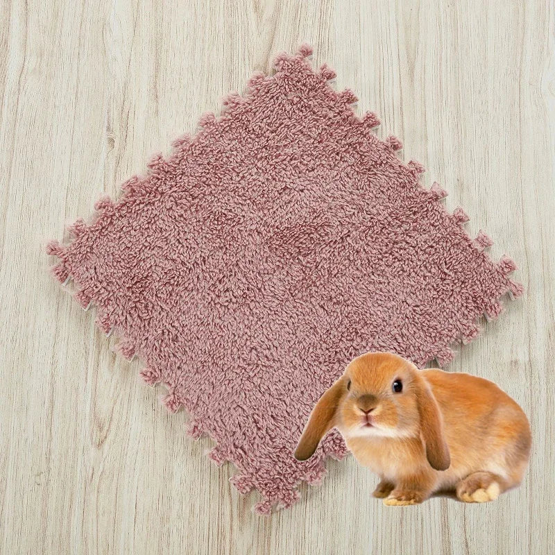 Absorbent Waterproof Anti Slip Cage Liners for Rabbits and Guinea Pigs