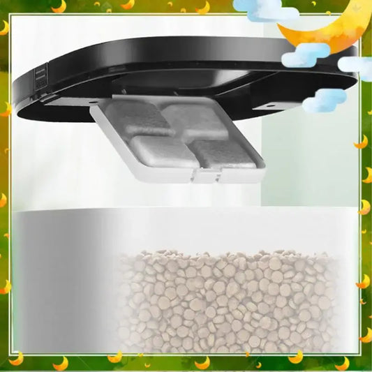 Black plastic lid with gray filter tray above clear container filled with white pellets for pet food desiccant bag